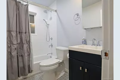 10 Etville Avenue #12, Yonkers, NY 10703 - Photo 4
