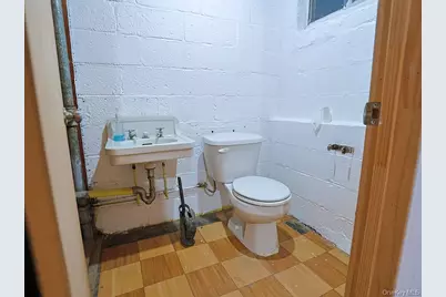 10 Etville Avenue #12, Yonkers, NY 10703 - Photo 42