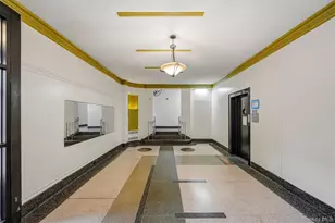 2160 Bronx Pk E, Bronx, NY 10462 - Photo 4