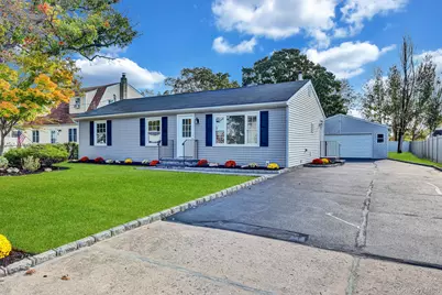 38 Miller Avenue, Amityville, NY 11701 - Photo 2