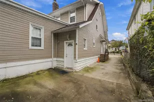 119-27 191st St, Saint Albans, NY 11412 - Photo 36