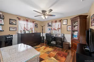 85 N Walnut St, Massapequa, NY 11758 - Photo 18