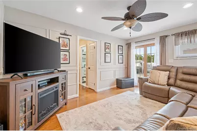 85 N Walnut Street #0, Massapequa, NY 11758 - Photo 14