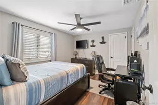 85 N Walnut St, Massapequa, NY 11758 - Photo 16