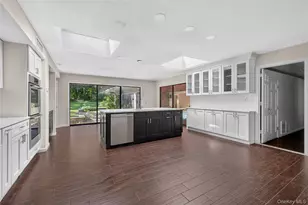 1574 Laurel Hollow Rd, Syosset, NY 11791 - Photo 8