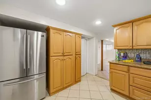 3081 Bevy Pl, Bronx, NY 10465 - Photo 10