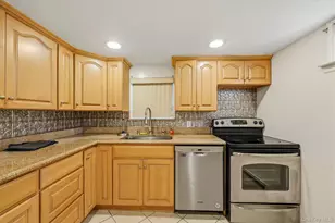 3081 Bevy Pl, Bronx, NY 10465 - Photo 8