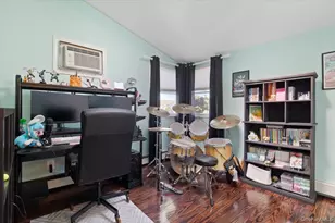 1 5th Ave, Farmingdale, NY 11735 - Photo 18