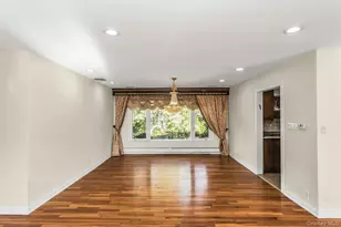 260 Oak Ridge Ln, Albertson, NY 11507 - Photo 12