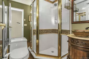 260 Oak Ridge Ln, Albertson, NY 11507 - Photo 24
