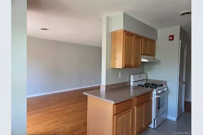 14 Pavilion Road #7, Suffern, NY 10901 - Photo 2
