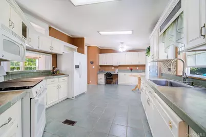 106 Winding Wood, Hopewell Junction, NY 12533 - Photo 10