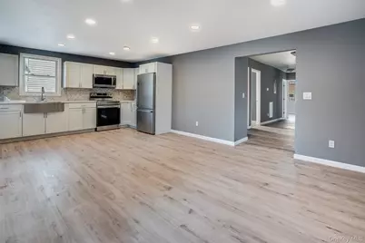 182 Mill Street, Poughkeepsie, NY 12601 - Photo 6