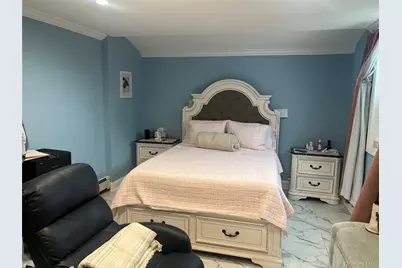 21 Marie Lane, Central Islip, NY 11722 - Photo 2