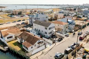 2-10 Beach 3rd St, Far Rockaway, NY 11691 - Photo 12