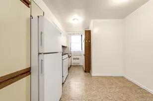 65-50 Wetherole St, Rego Park, NY 11374 - Photo 12