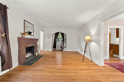 34 General Heath Avenue, White Plains, NY 10603 - Photo 20