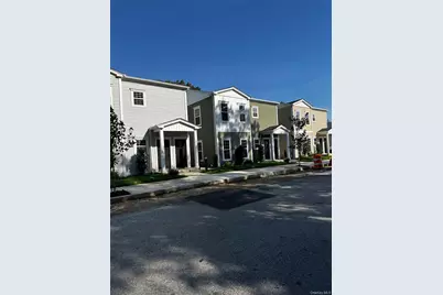 7 Patton Avenue #2B, Wyandanch, NY 11798 - Photo 4