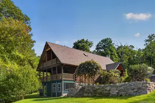 947 E Mountain Rd S, Cold Spring, NY 10516 - Photo 2