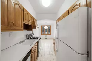 77-22 83rd St, Glendale, NY 11385 - Photo 6