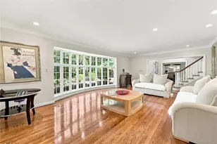 1335 Club Dr, Hewlett, NY 11557 - Photo 6