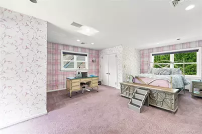 1335 Club Drive, Hewlett, NY 11557 - Photo 32