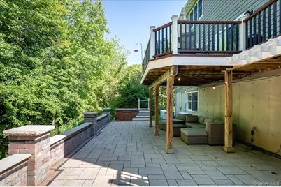 4 Harris Court, Baldwin Place, NY 10505 - Photo 12