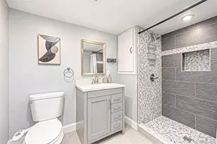 345 Durkee Ln, Patchogue, NY 11772 - Photo 38