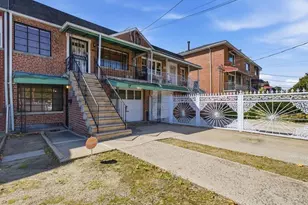 1058 E 211th St, Bronx, NY 10469 - Photo 2
