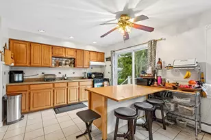 3 Hazel Ct, Spring Valley, NY 10977 - Photo 8