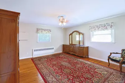 6019 246th Place, Little Neck, NY 11362 - Photo 16