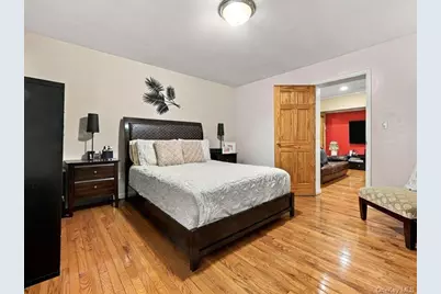 93-13 107th Street, Richmond Hill, NY 11418 - Photo 8
