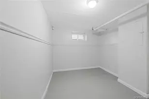 173-43 103rd Rd, Jamaica, NY 11433 - Photo 24