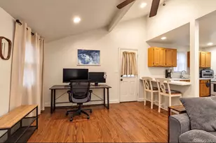 6 Edwin Ct, East Rockaway, NY 11518 - Photo 4