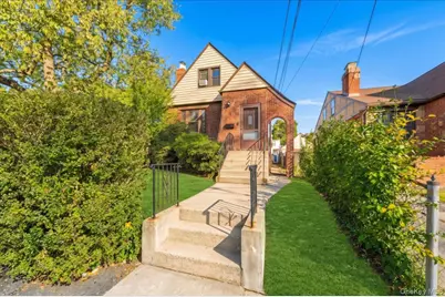196 Hillside Avenue, Yonkers, NY 10703 - Photo 1