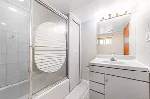 71-32 Caldwell Ave, Maspeth, NY 11378 - Photo 16