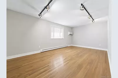 70-45B 260th Street #B, Glen Oaks, NY 11004 - Photo 6
