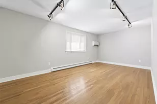 70-45B 260th St, Glen Oaks, NY 11004 - Photo 6