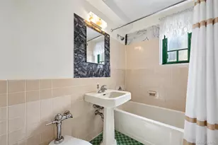 1651 Metropolitan Ave, Bronx, NY 10462 - Photo 20