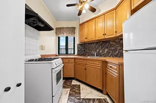 1651 Metropolitan Ave, Bronx, NY 10462 - Photo 14