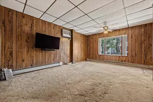 70-06 67th St, Glendale, NY 11385 - Photo 10
