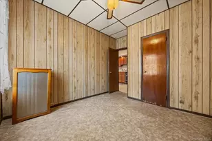 70-06 67th St, Glendale, NY 11385 - Photo 16