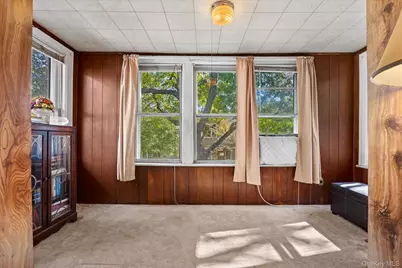 7006 67th Street, Glendale, NY 11385 - Photo 26