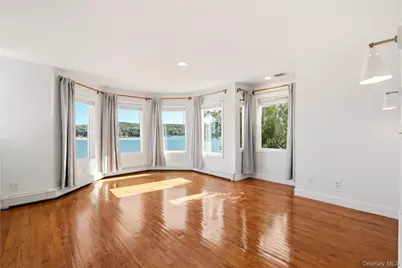 565 McKinley Terrace, Centerport, NY 11721 - Photo 14