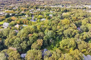27 Willoughby Path, East Northport, NY 11731 - Photo 38