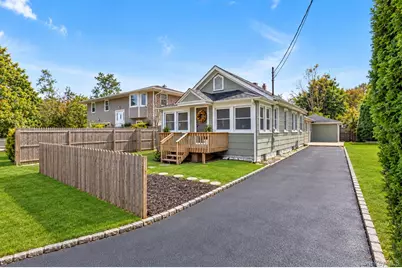 8 Rockne Street, Huntington, NY 11743 - Photo 2