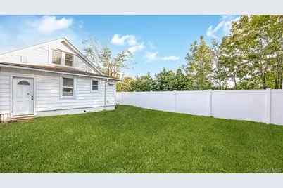 56 Orchard Road, Patchogue, NY 11772 - Photo 38