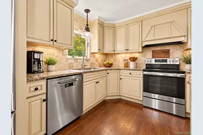 19 Saint Michaels Terrace, Carmel, NY 10512 - Photo 10