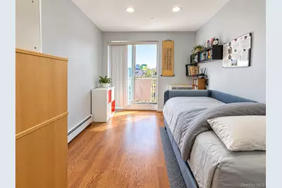 7836 46th Avenue #3D, Elmhurst, NY 11373 - Photo 6