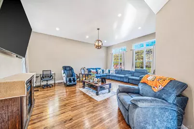 1 Westover Court, Shoreham, NY 11786 - Photo 12